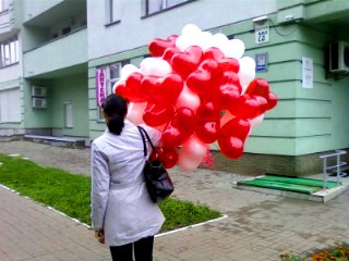 Купить шарики сердечки в Москве недорого