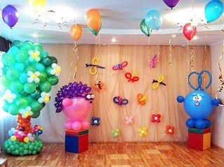 Детские композиции из воздушных шаров